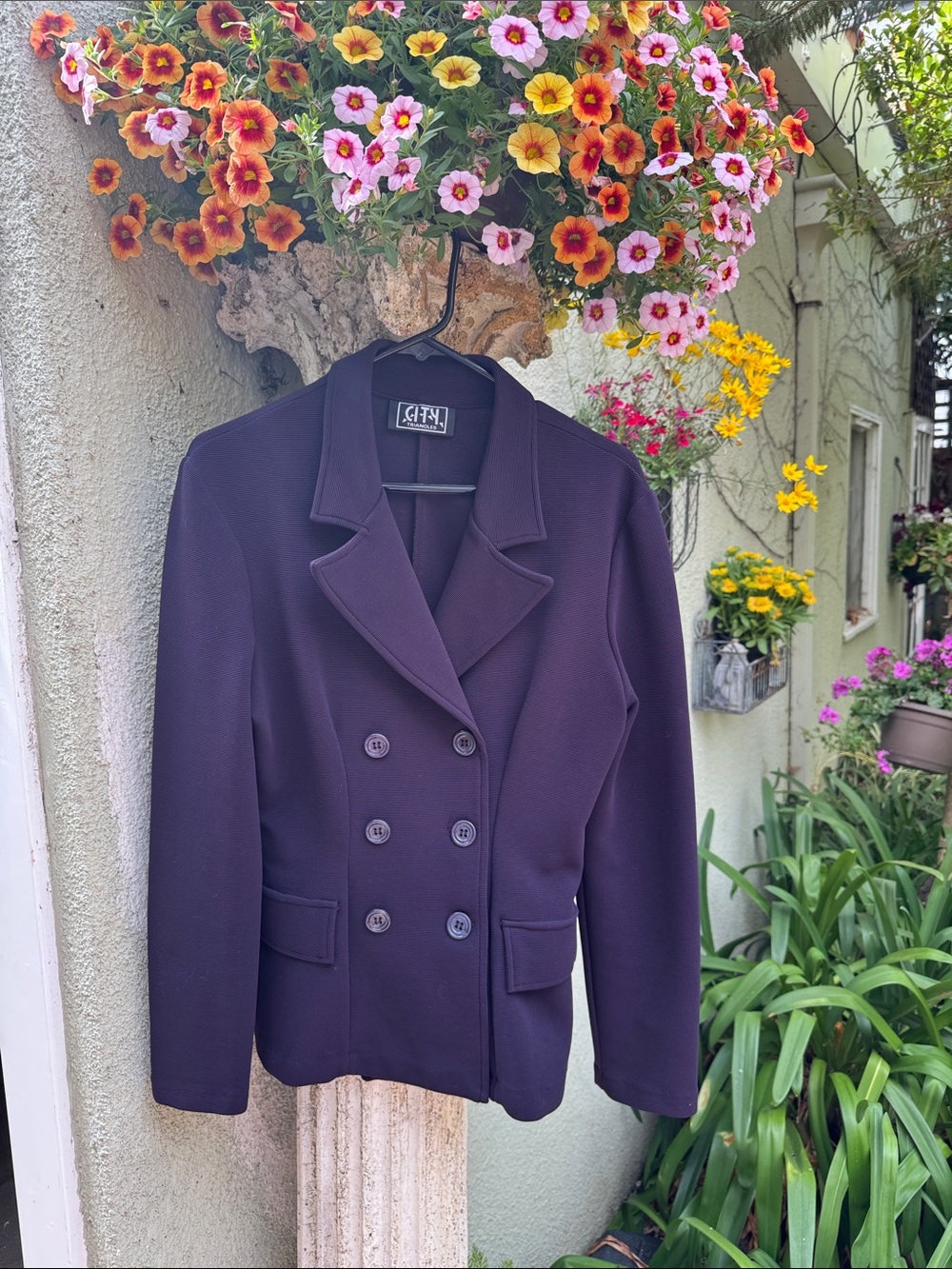 City Triangles Double-Breasted Women's Blazer Jacket in Deep Plum